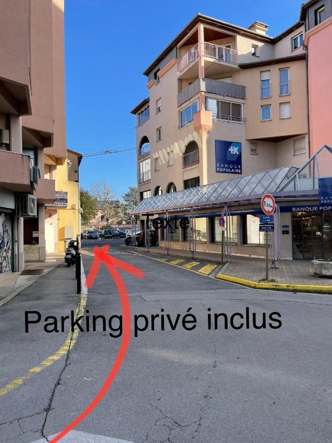 شقة T2 Plein Centre Au 1Er Etage Avec Parking Prive مييو المظهر الخارجي الصورة