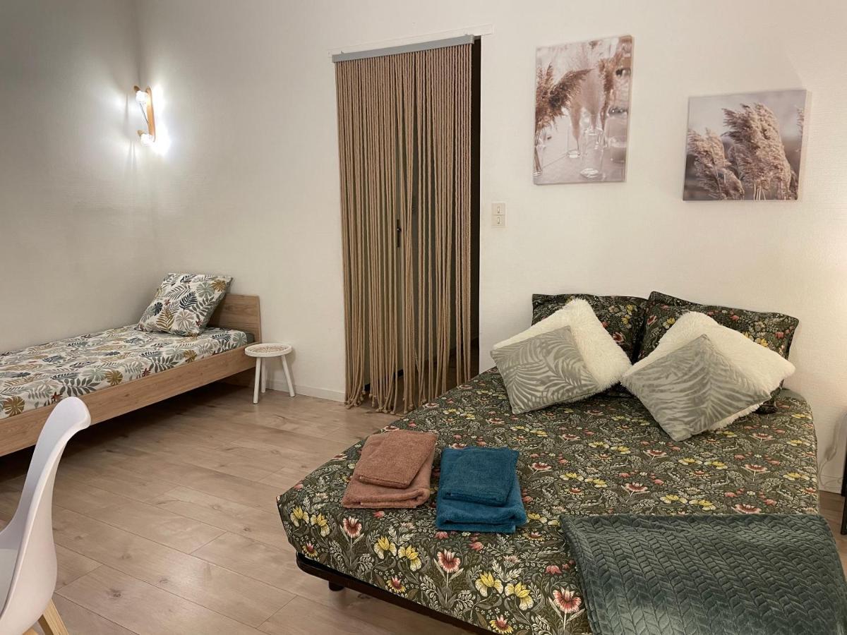 شقة T2 Plein Centre Au 1Er Etage Avec Parking Prive مييو المظهر الخارجي الصورة