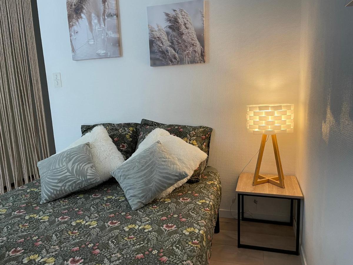 شقة T2 Plein Centre Au 1Er Etage Avec Parking Prive مييو المظهر الخارجي الصورة